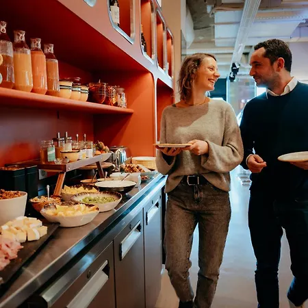 מלון Hife Toulouse Sud *