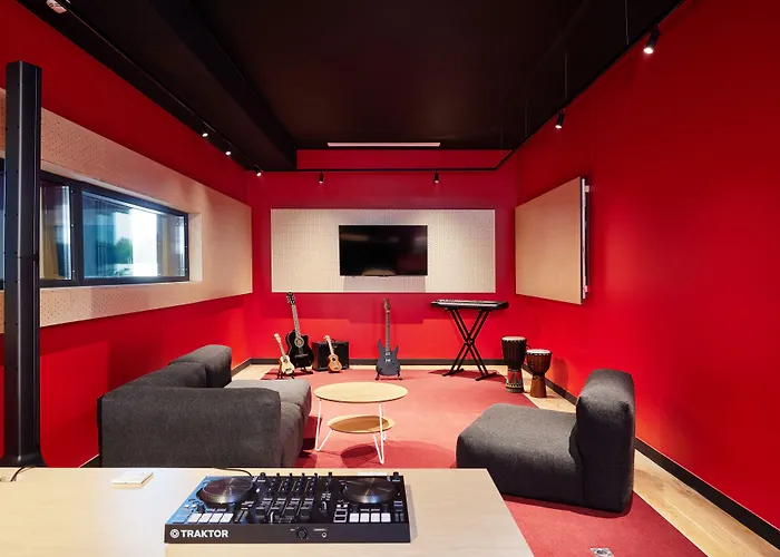 Hotel Hife Toulouse Sud *