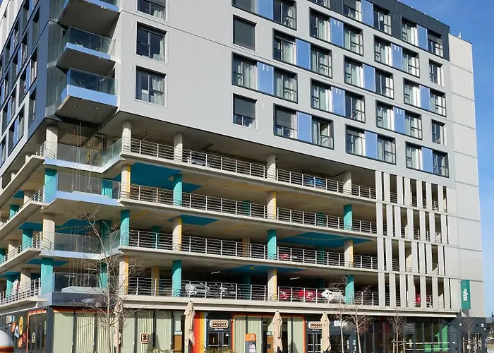 Hotel Hife Toulouse Sud *